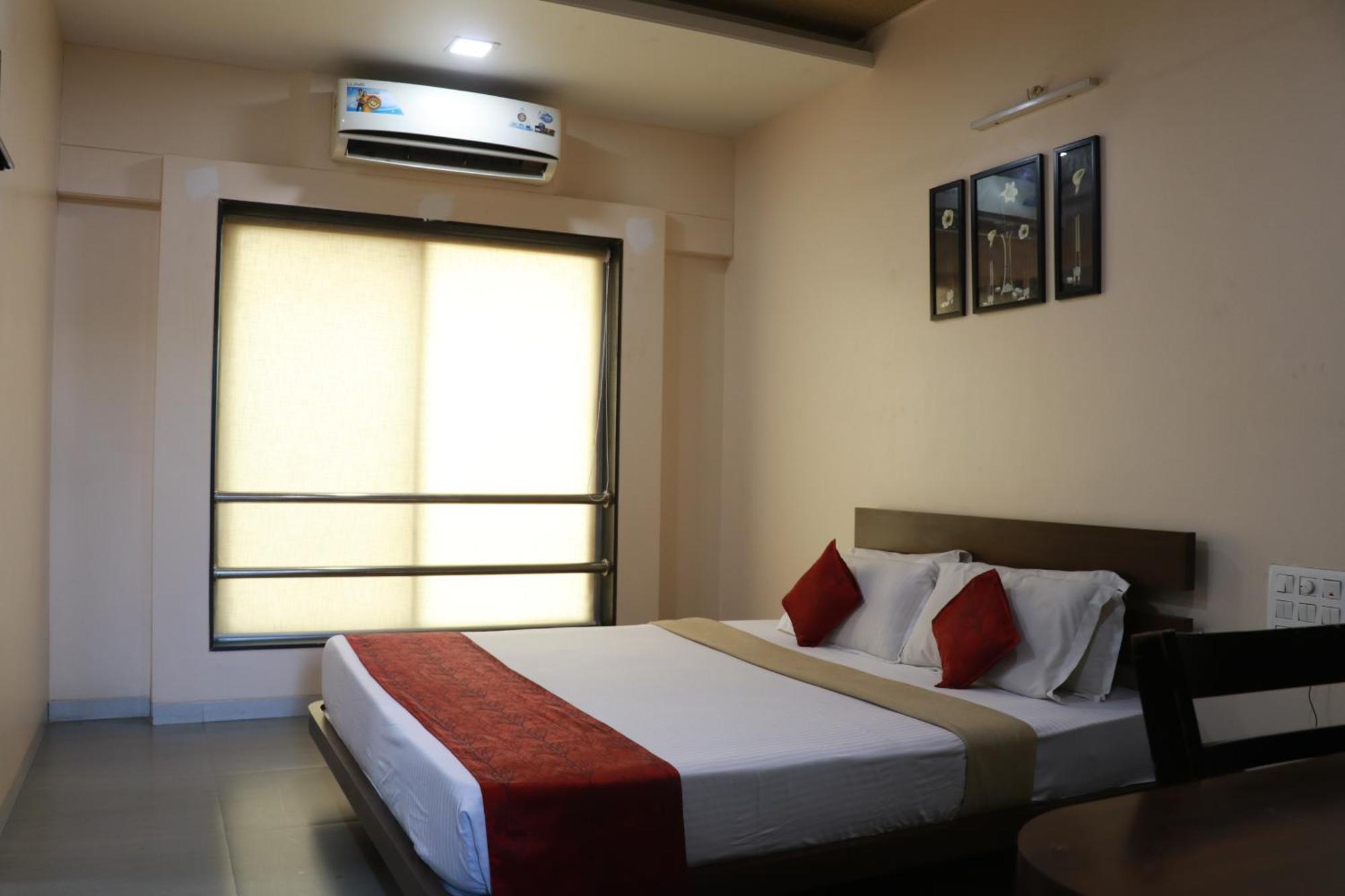 Hotel Yash Executive Aurangabad  Eksteriør billede